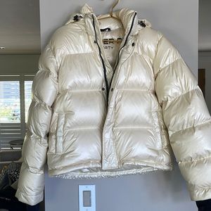 Aritzia Super Puff Shorty Jacket, Size Small